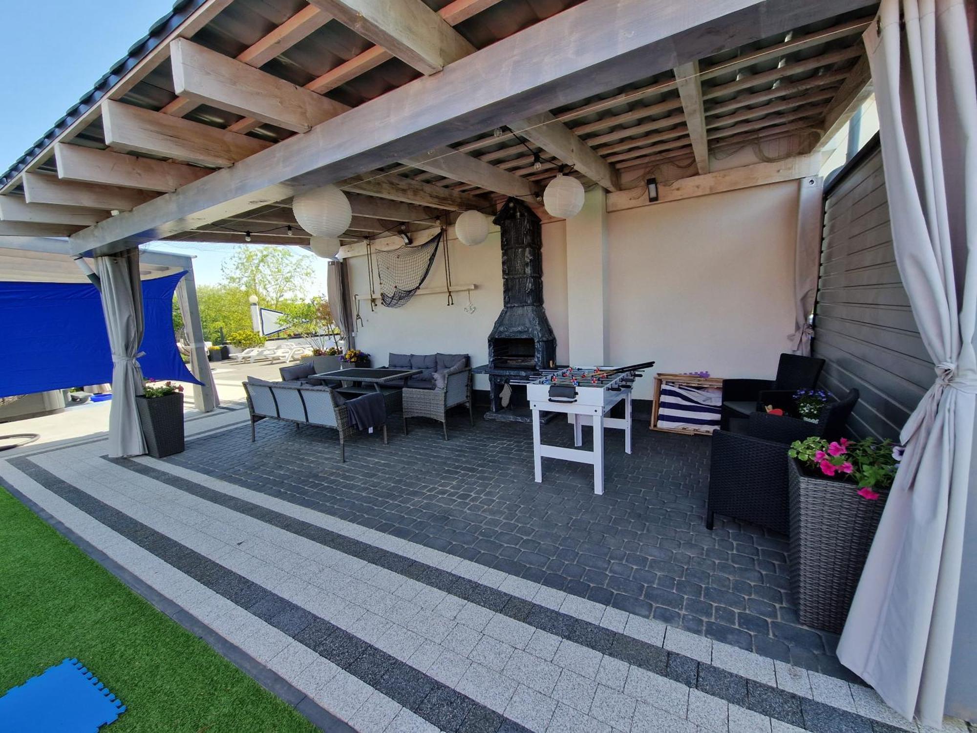 Apartamenty Polanki 2 - Sauna, Jacuzzi, Podgrzewany Basen Łeba Buitenkant foto