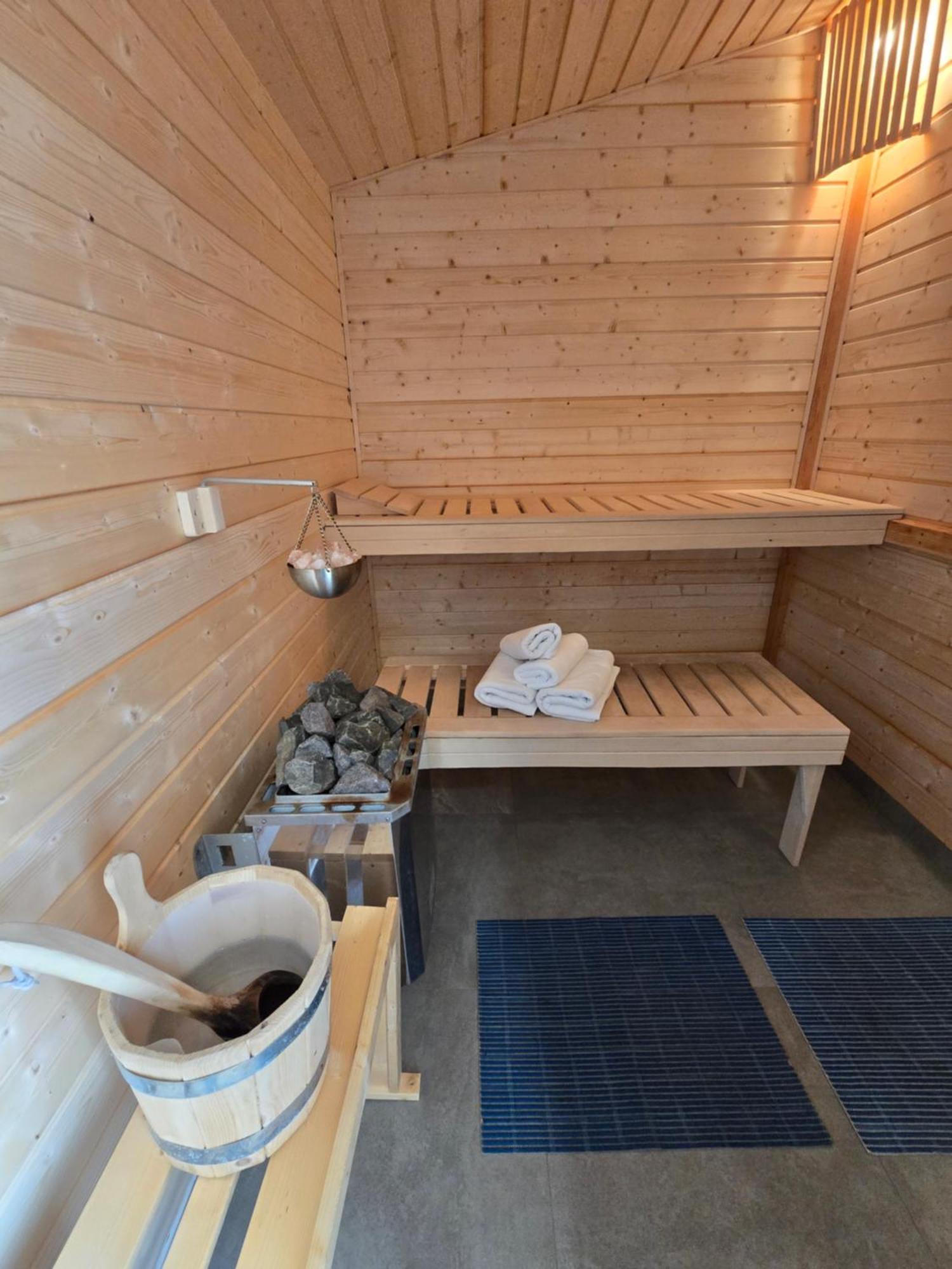 Apartamenty Polanki 2 - Sauna, Jacuzzi, Podgrzewany Basen Łeba Buitenkant foto
